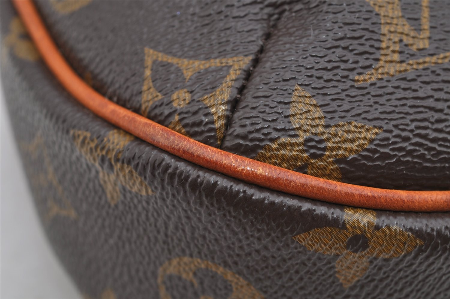 Authentic Louis Vuitton Monogram Odeon PM Shoulder Cross Bag M56390 LV 1605I