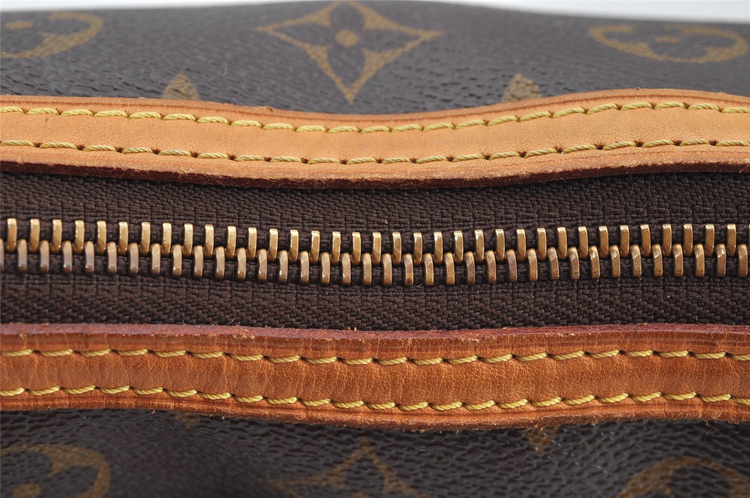 Authentic Louis Vuitton Monogram Odeon PM Shoulder Cross Bag M56390 LV 1605I