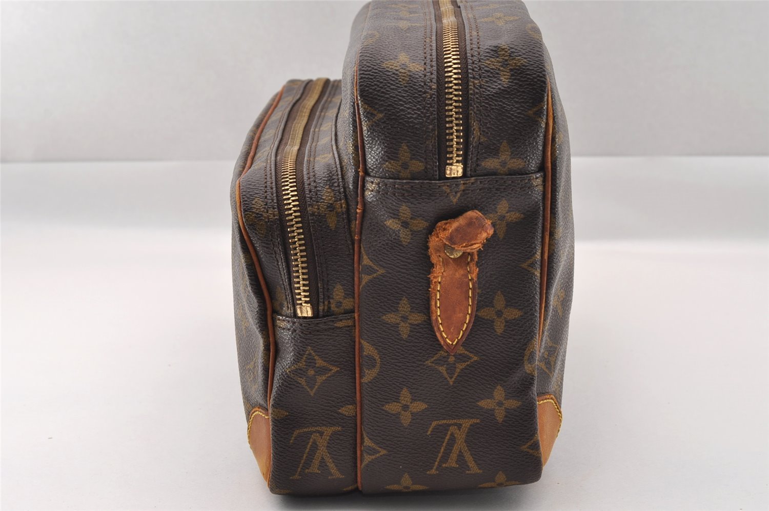 Authentic Louis Vuitton Monogram Nile Shoulder Cross Body Bag M45244 Junk 1606I