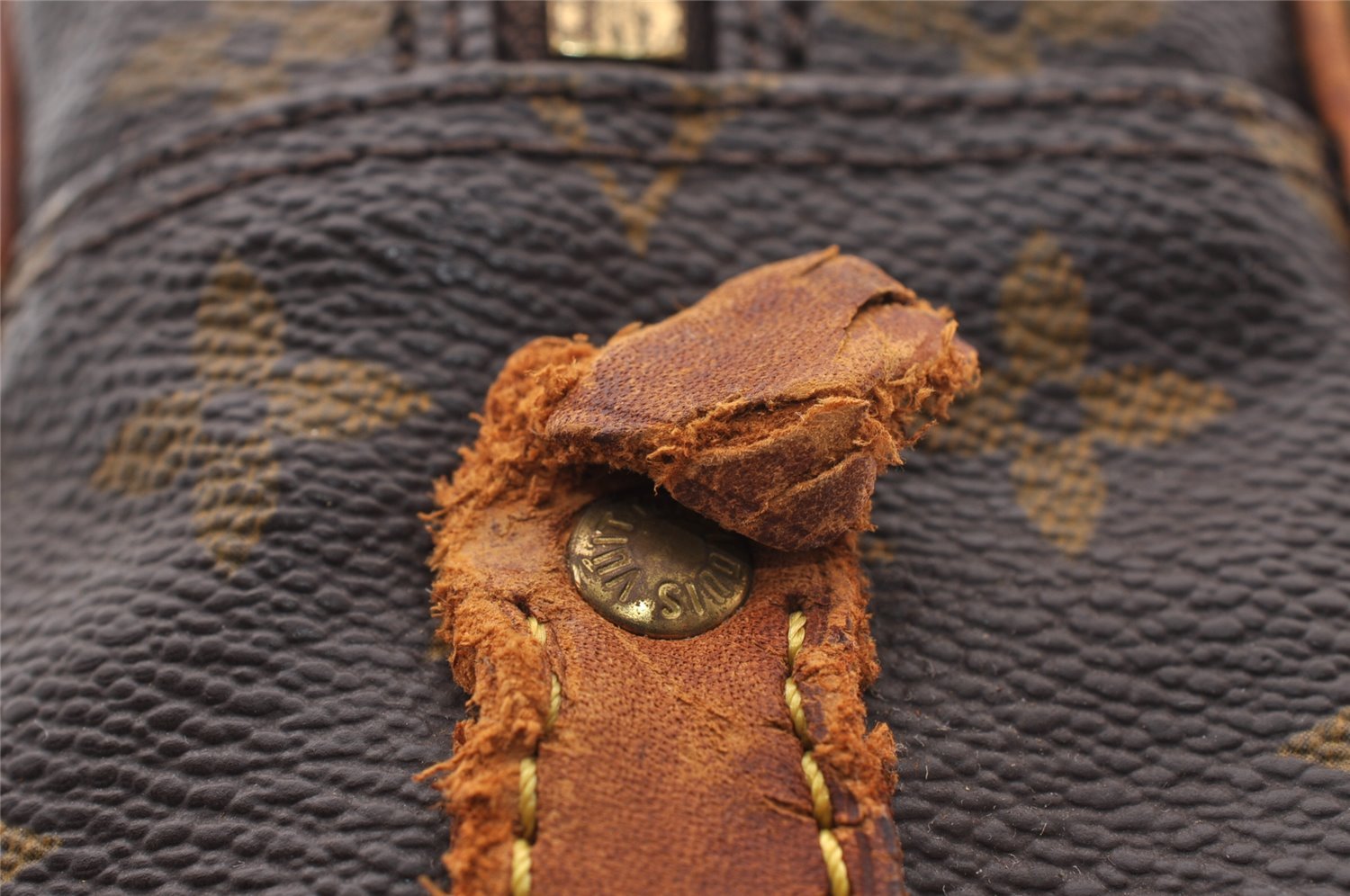 Authentic Louis Vuitton Monogram Nile Shoulder Cross Body Bag M45244 Junk 1606I