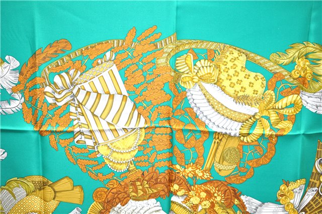 Authentic HERMES Carre 90 Scarf 