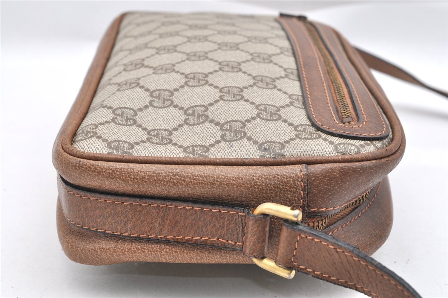 Authentic GUCCI Shoulder Cross Body Bag Purse GG PVC Leather Brown 1612I