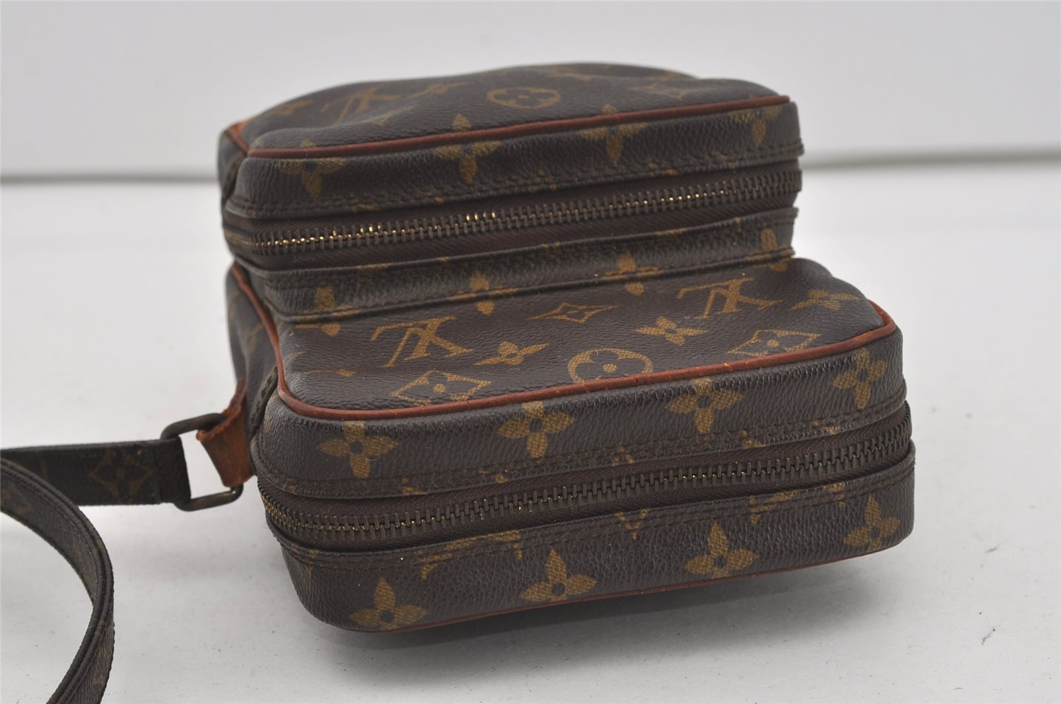 Authentic Louis Vuitton Monogram Amazone Shoulder Cross Bag M45236 Junk 1614I