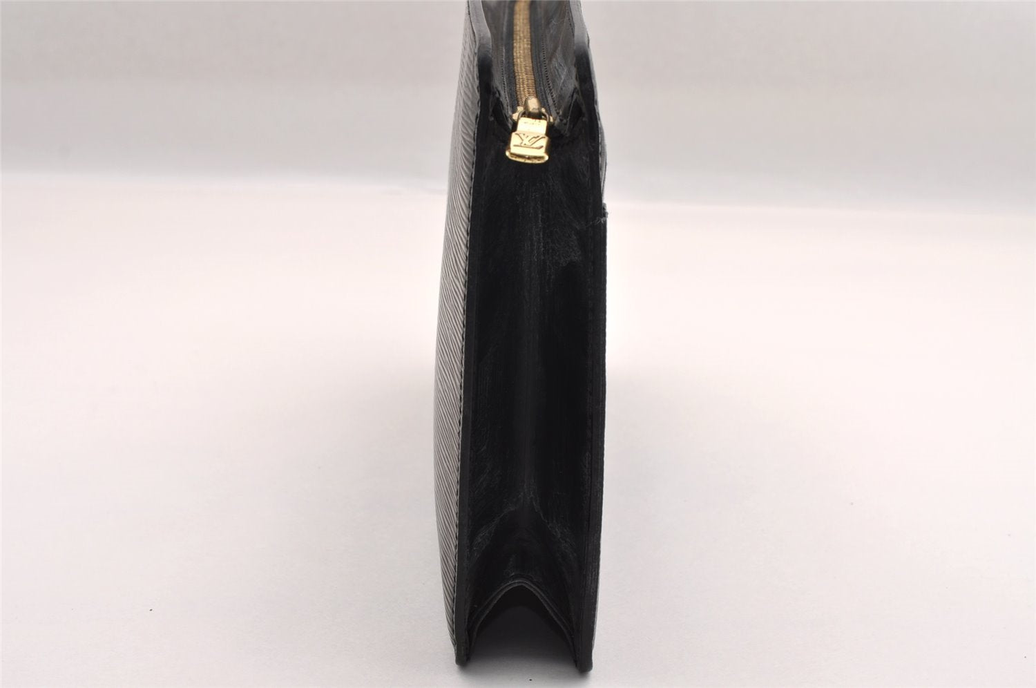 Authentic Louis Vuitton Epi Pochette Homme Clutch Hand Bag Black M52522 LV 1616I