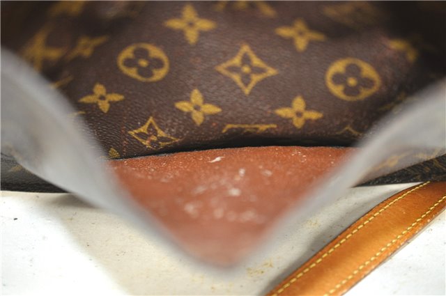 Auth Louis Vuitton Monogram Saint Cloud GM Shoulder Cross Bag M51242 LV 1617D