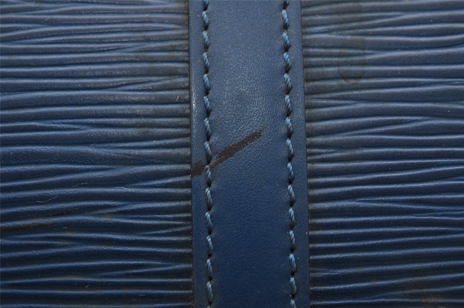 Authentic Louis Vuitton Epi Soufflot Hand Bag Blue M52225 LV 1618I