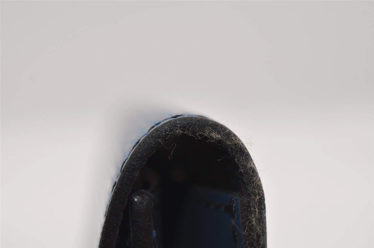 Authentic Louis Vuitton Epi Montaigne 27 Clutch Hand Bag Blue M52655 LV 1619I