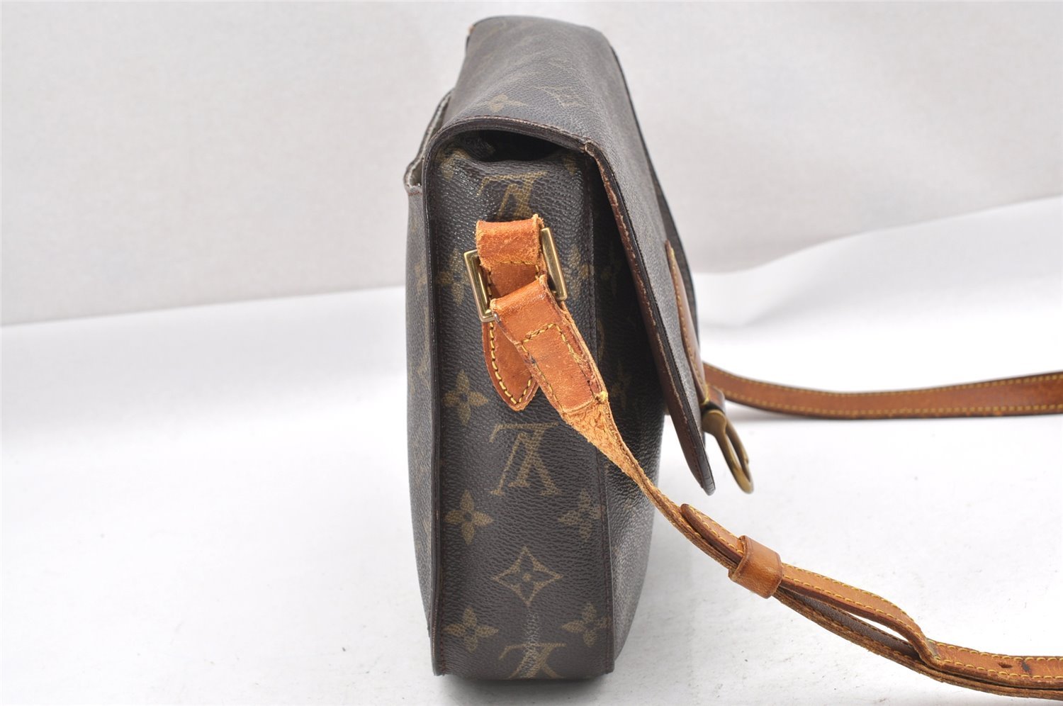 Authentic Louis Vuitton Monogram Saint Cloud GM M51242 Shoulder Bag Junk 1624I