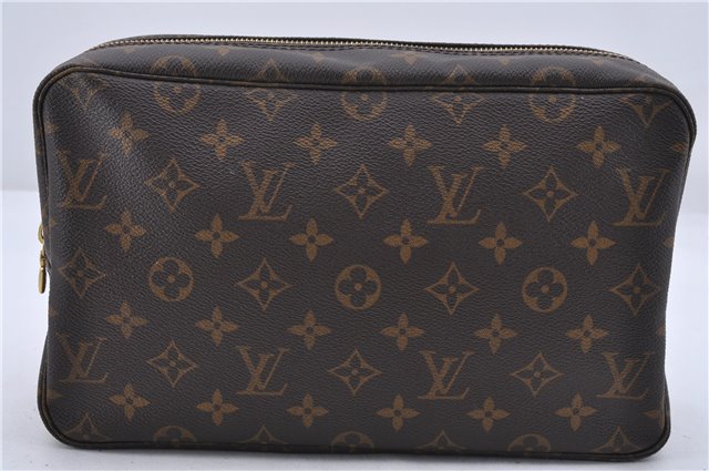 Auth Louis Vuitton Monogram Trousse Toilette 28 Clutch Hand Bag M47522 LV 1637D