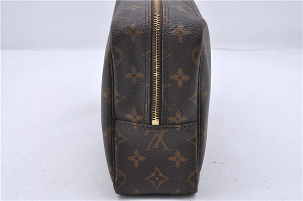 Auth Louis Vuitton Monogram Trousse Toilette 28 Clutch Hand Bag M47522 LV 1637D