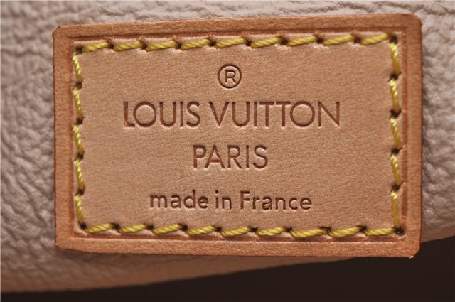 Auth Louis Vuitton Monogram Trousse Toilette 28 Clutch Hand Bag M47522 LV 1637D