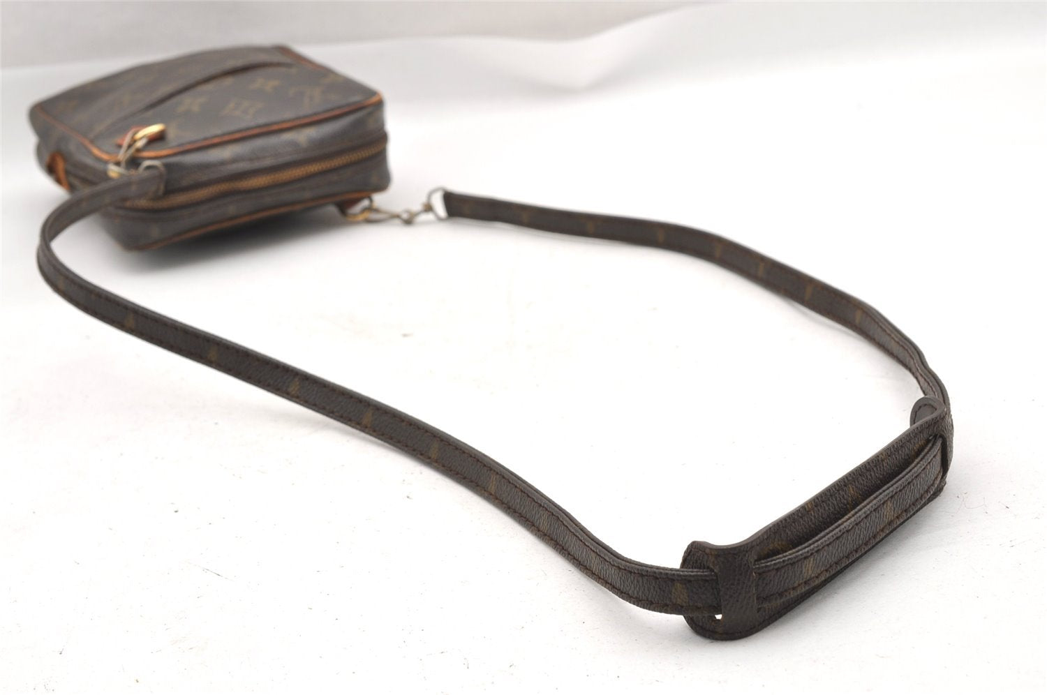 Authentic Louis Vuitton Monogram Danube Shoulder Cross Bag Old Model LV 1641I