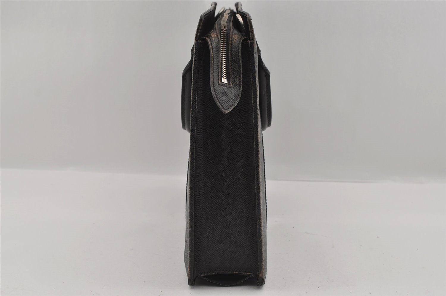 Auth Louis Vuitton Taiga Porte Documents Lozan Briefcase M30052 Black Junk 1646I