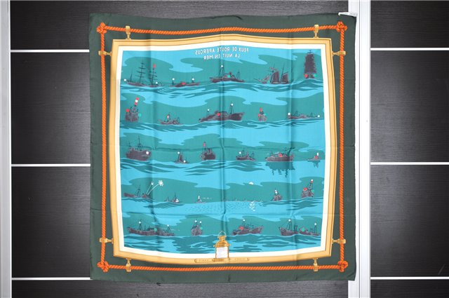 Authentic HERMES Carre 90 Scarf 