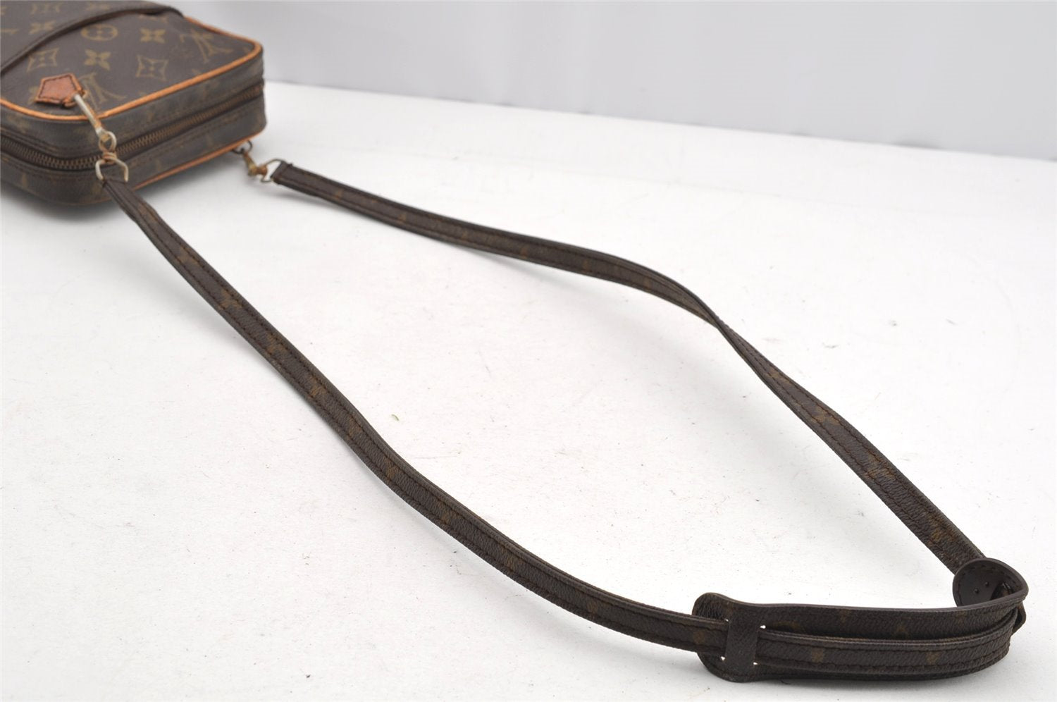 Authentic Louis Vuitton Monogram Danube Shoulder Cross Bag Old Model LV 1657I