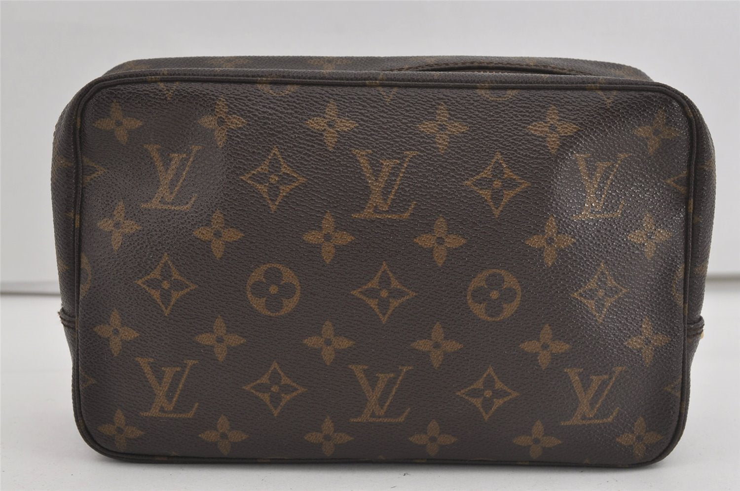 Auth Louis Vuitton Monogram Trousse Toilette 23 Clutch Hand Bag M47524 LV 1658I