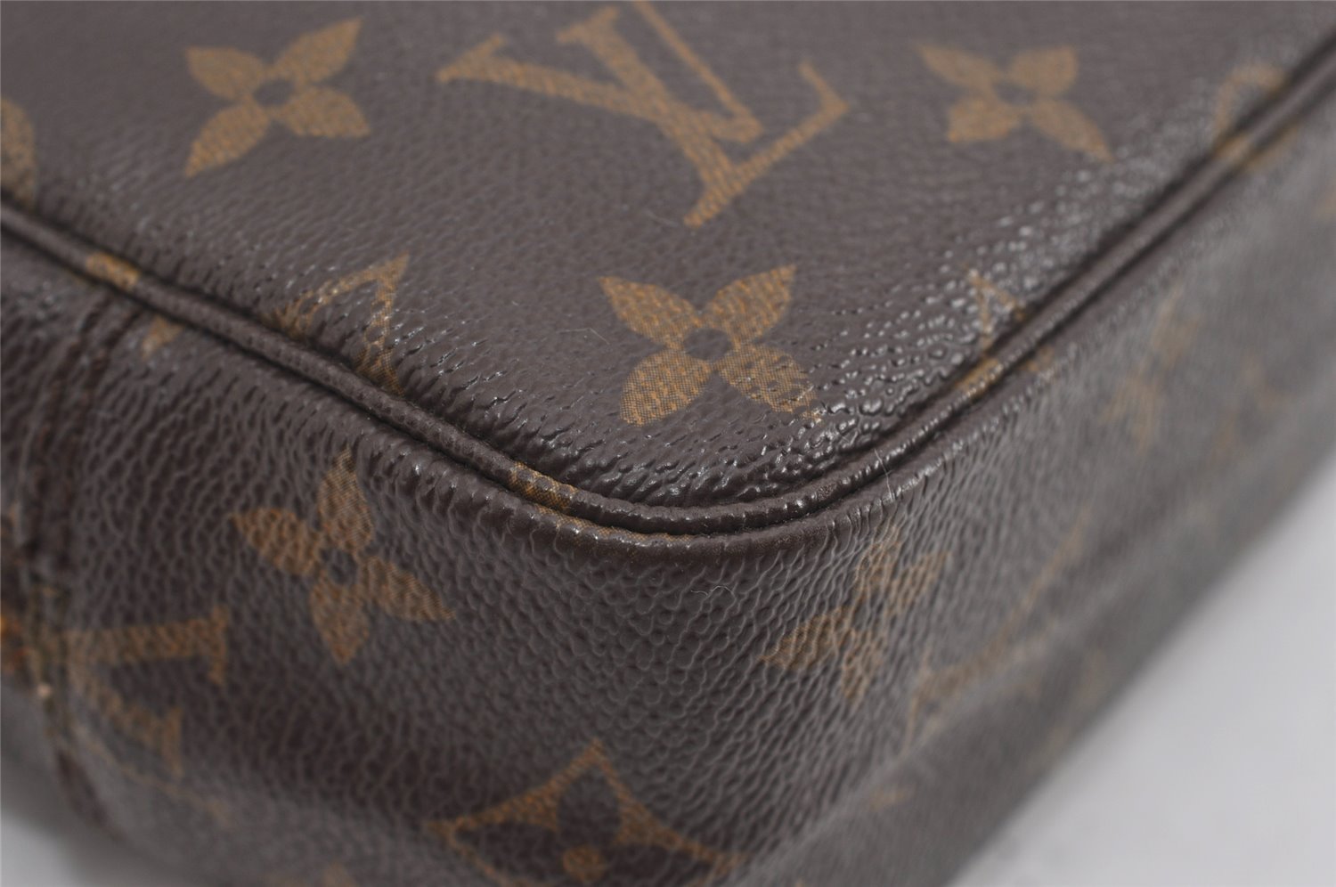 Auth Louis Vuitton Monogram Trousse Toilette 23 Clutch Hand Bag M47524 LV 1658I
