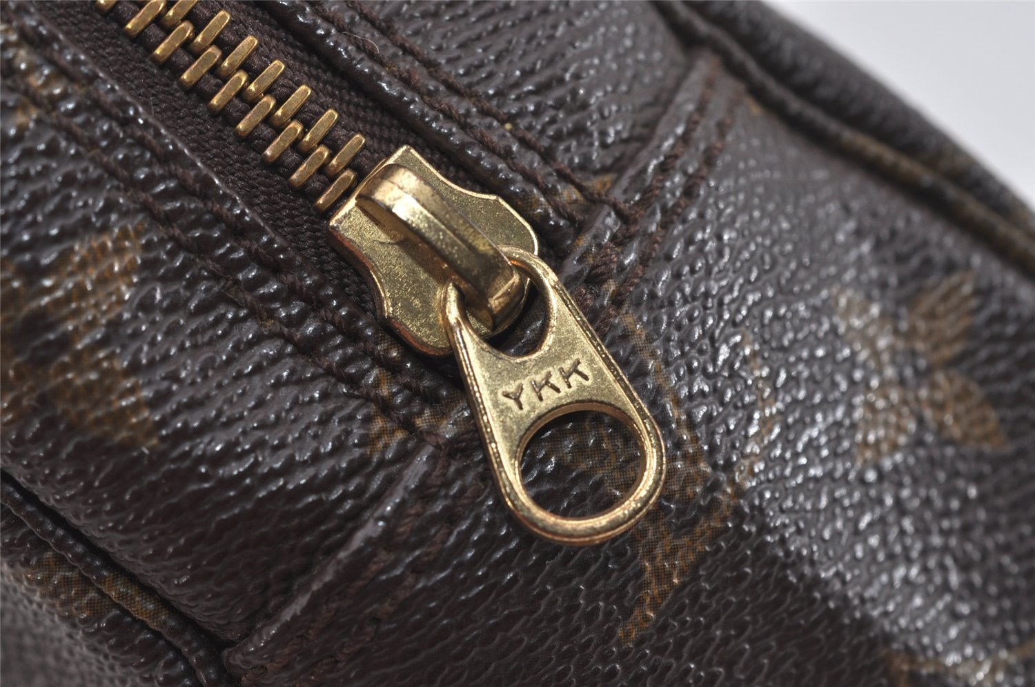 Auth Louis Vuitton Monogram Trousse Toilette 23 Clutch Hand Bag M47524 LV 1658I