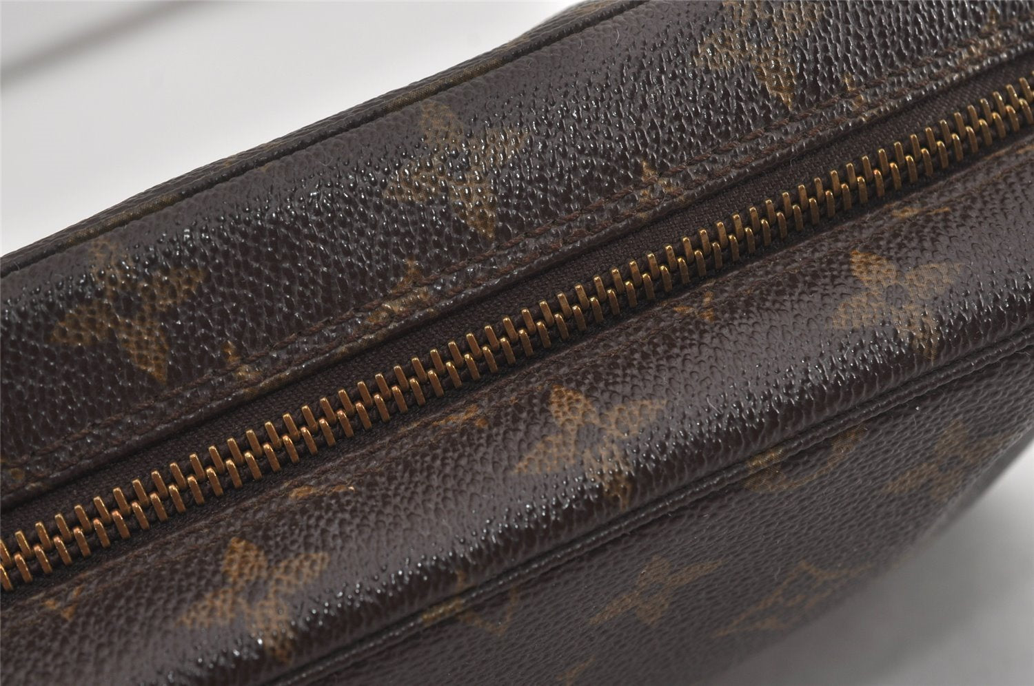 Auth Louis Vuitton Monogram Trousse Toilette 23 Clutch Hand Bag M47524 LV 1658I