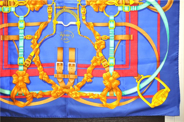 Authentic HERMES Carre 90 Scarf 