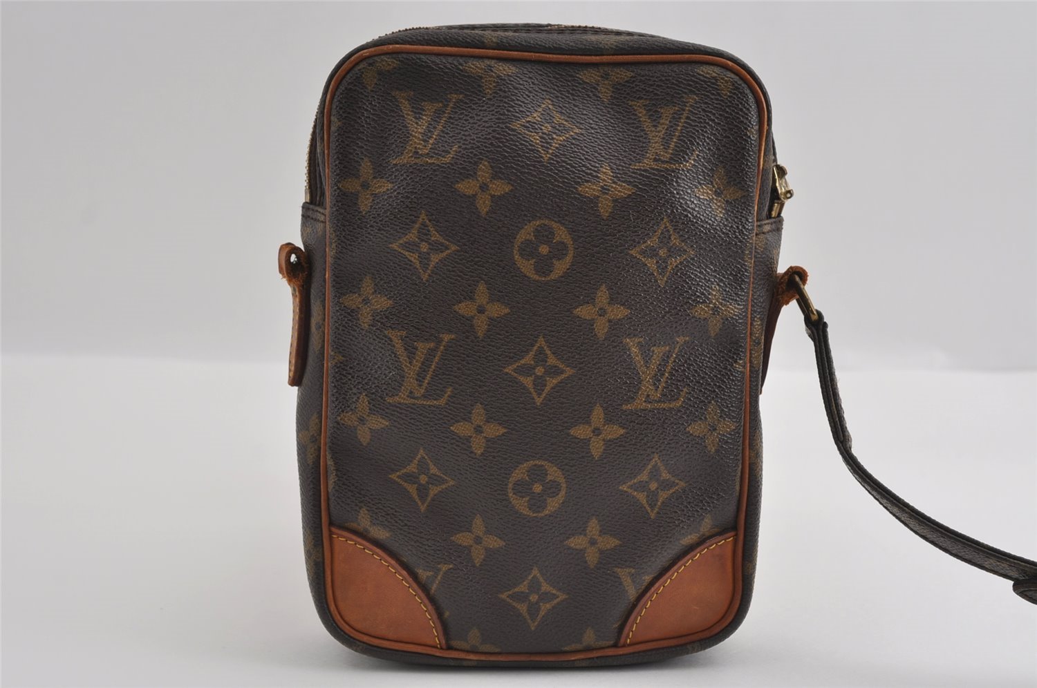 Authentic Louis Vuitton Monogram Danube Shoulder Cross Bag M45266 Junk 1662I