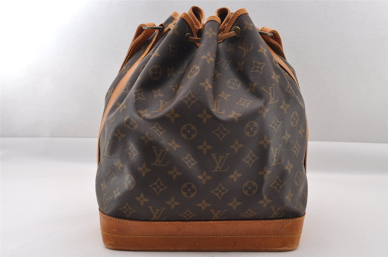 Authentic Louis Vuitton Monogram Noe Shoulder Drawstring Bag M42224 LV 1664I