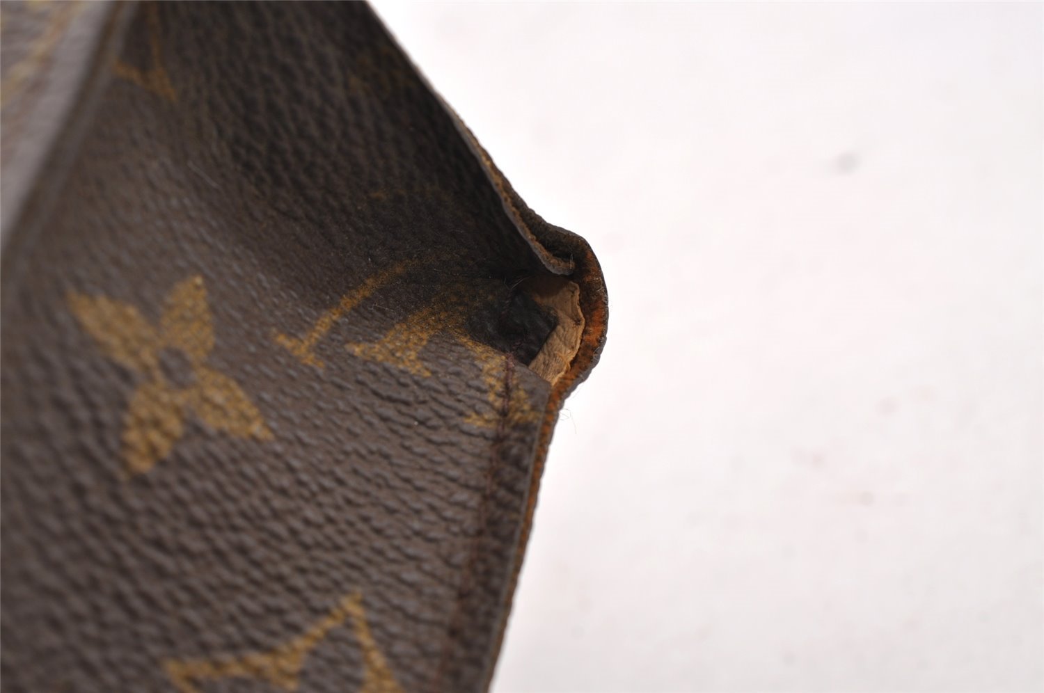 Auth Louis Vuitton Monogram Poche Toilette 26 Cosmetics Pouch Old Model LV 1666I