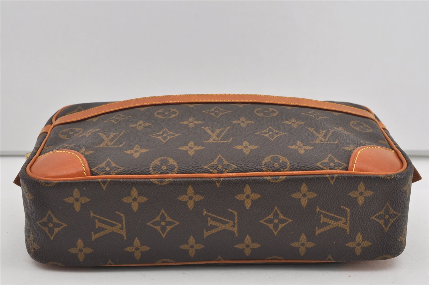Authentic Louis Vuitton Monogram Compiegne 28 Clutch Hand Bag M51845 LV 1667I