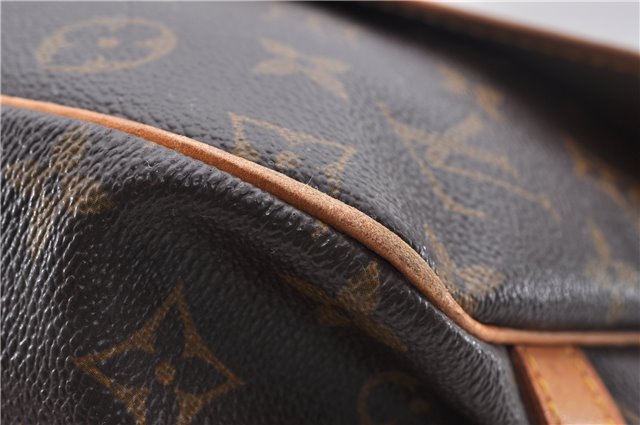 Auth Louis Vuitton Monogram Saumur 30 Shoulder Cross Body Bag M42256 LV 1668D