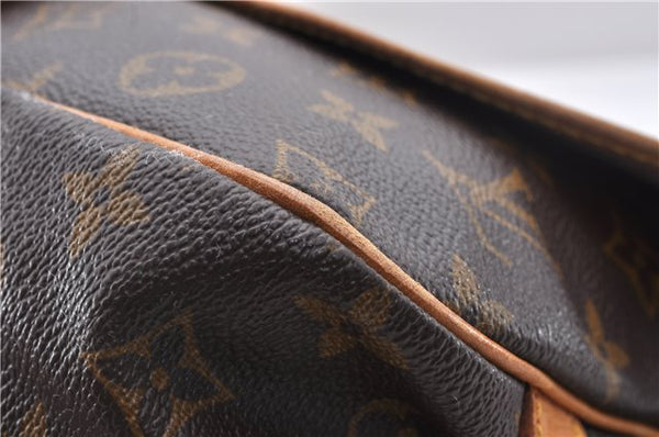 Auth Louis Vuitton Monogram Saumur 30 Shoulder Cross Body Bag M42256 LV 1668D