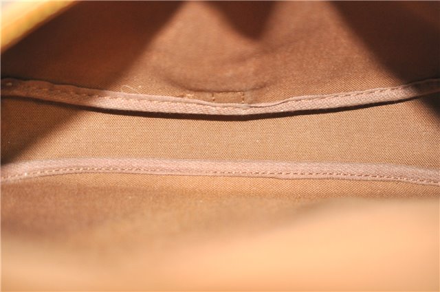 Auth Louis Vuitton Monogram Saumur 30 Shoulder Cross Body Bag M42256 LV 1668D