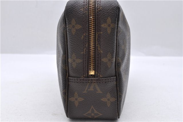 Auth Louis Vuitton Monogram Trousse Toilette 23 Clutch Hand Bag M47524 LV 1672D