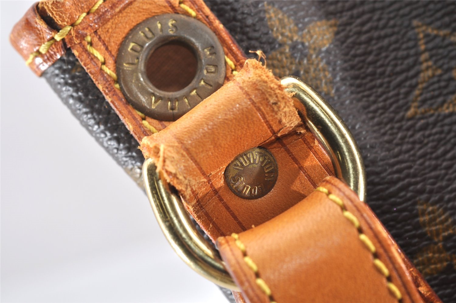 Authentic Louis Vuitton Monogram Noe Shoulder Drawstring Bag M42224 LV 1676I