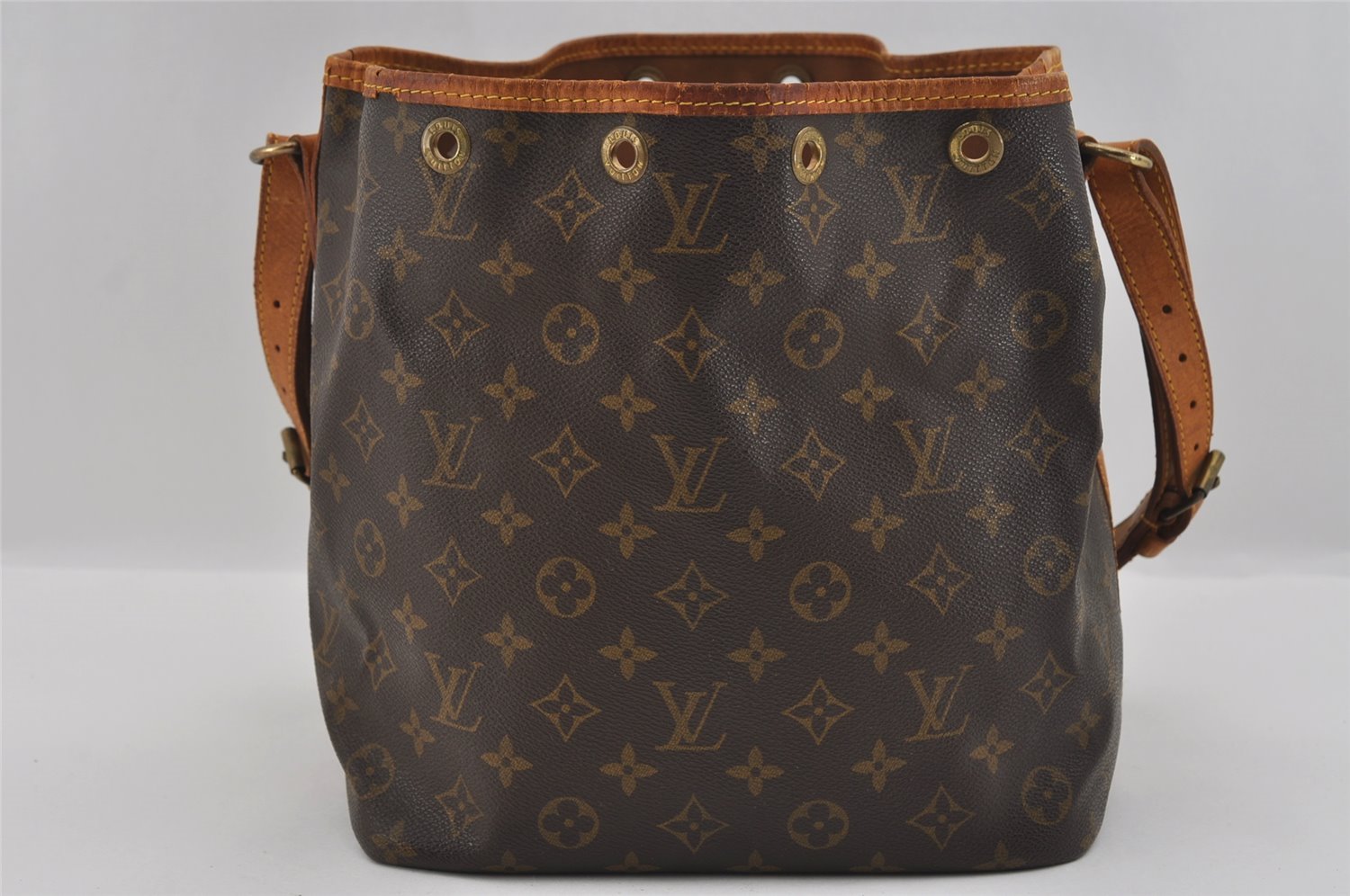 Authentic Louis Vuitton Monogram Petit Noe M42226 Shoulder Drawstring Bag 1678I