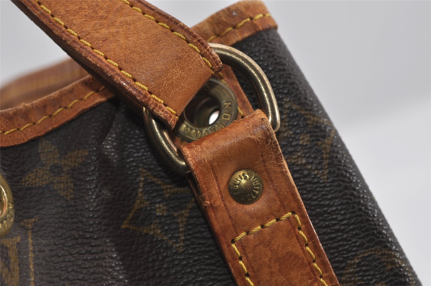 Authentic Louis Vuitton Monogram Petit Noe M42226 Shoulder Drawstring Bag 1678I