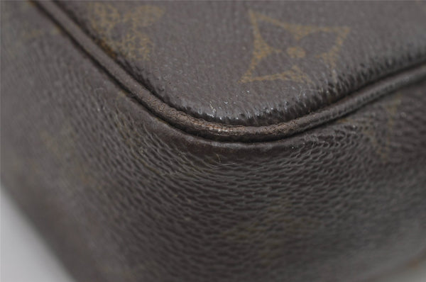 Auth Louis Vuitton Monogram Trousse Toilette 18 Clutch Hand Bag Old Model 1682I