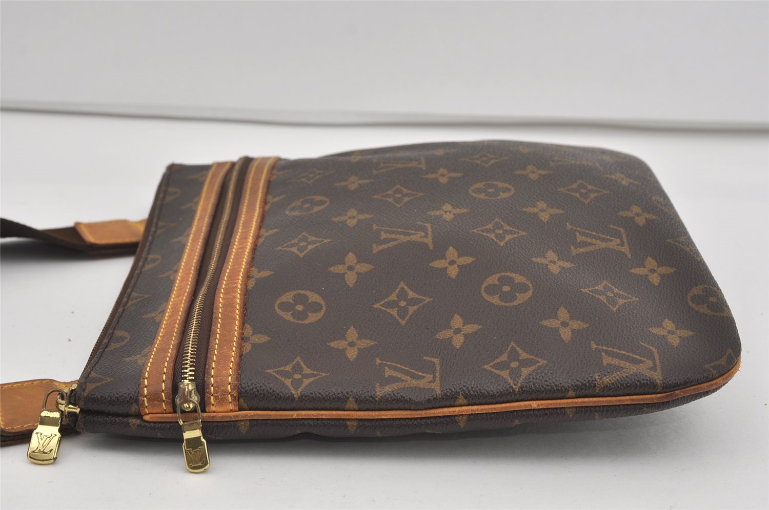 Auth Louis Vuitton Monogram Pochette Bosphore Shoulder Cross Bag M40044 LV 1686I