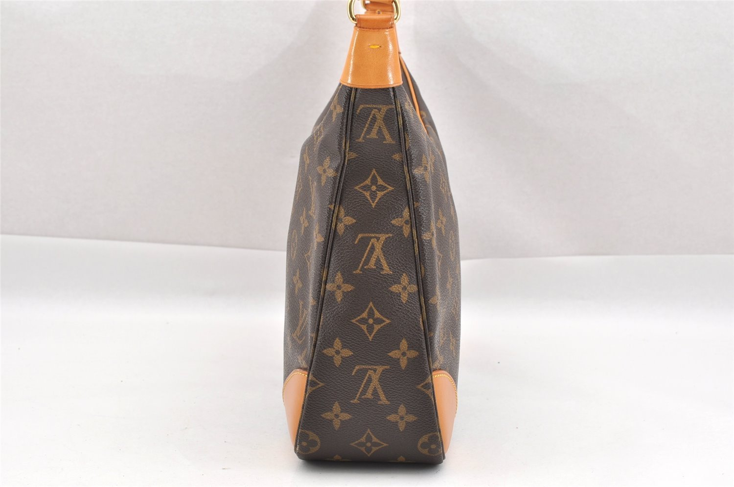 Authentic Louis Vuitton Monogram Boulogne 30 Shoulder Cross Bag M52165 LV 1689I