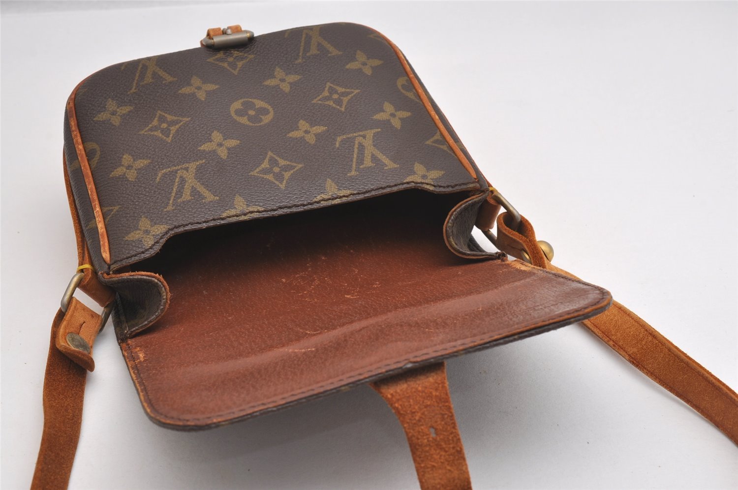 Authentic Louis Vuitton Monogram Cartouchiere PM Shoulder Bag Old Model 1695I