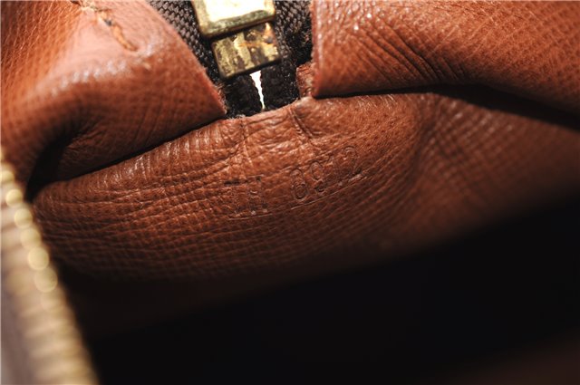 Authentic Louis Vuitton Monogram Papillon 30 Hand Bag Old Model LV 1696F