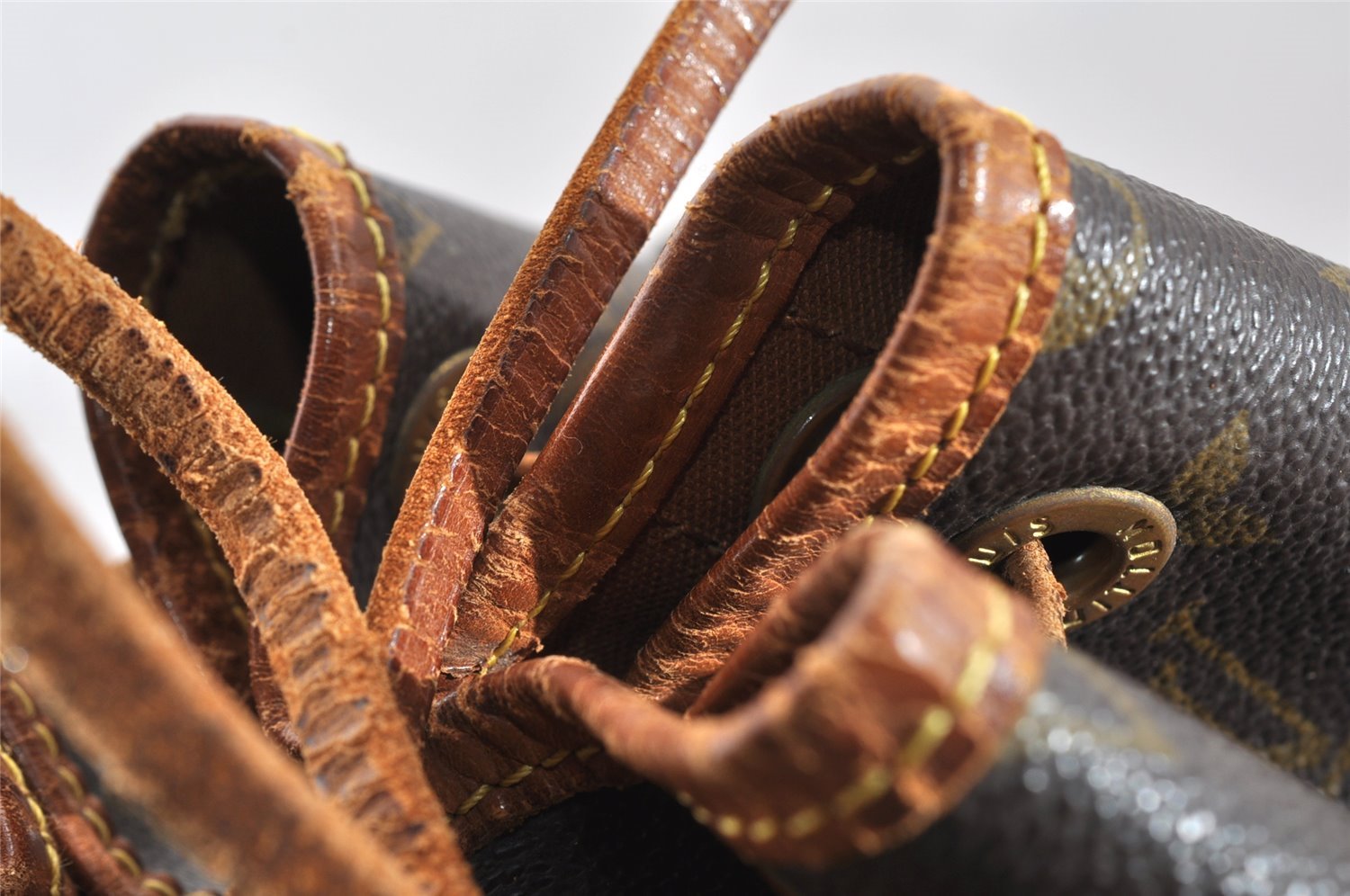 Authentic Louis Vuitton Monogram Noe Shoulder Drawstring Bag M42224 LV 1710I