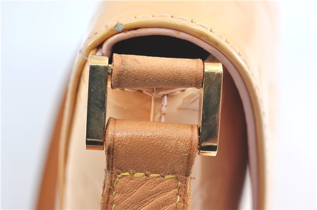 Auth Louis Vuitton Vernis Thompson Street Shoulder Bag Beige M91070 LV 1713C
