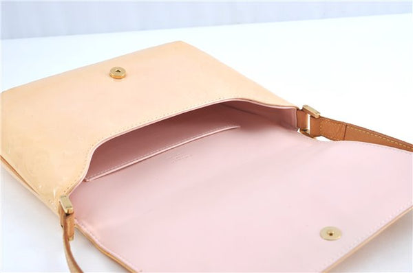 Auth Louis Vuitton Vernis Thompson Street Shoulder Bag Beige M91070 LV 1713C