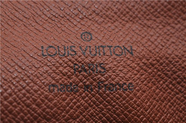 Authentic Louis Vuitton Monogram Papillon 30 Hand Bag Old Model LV 1718F