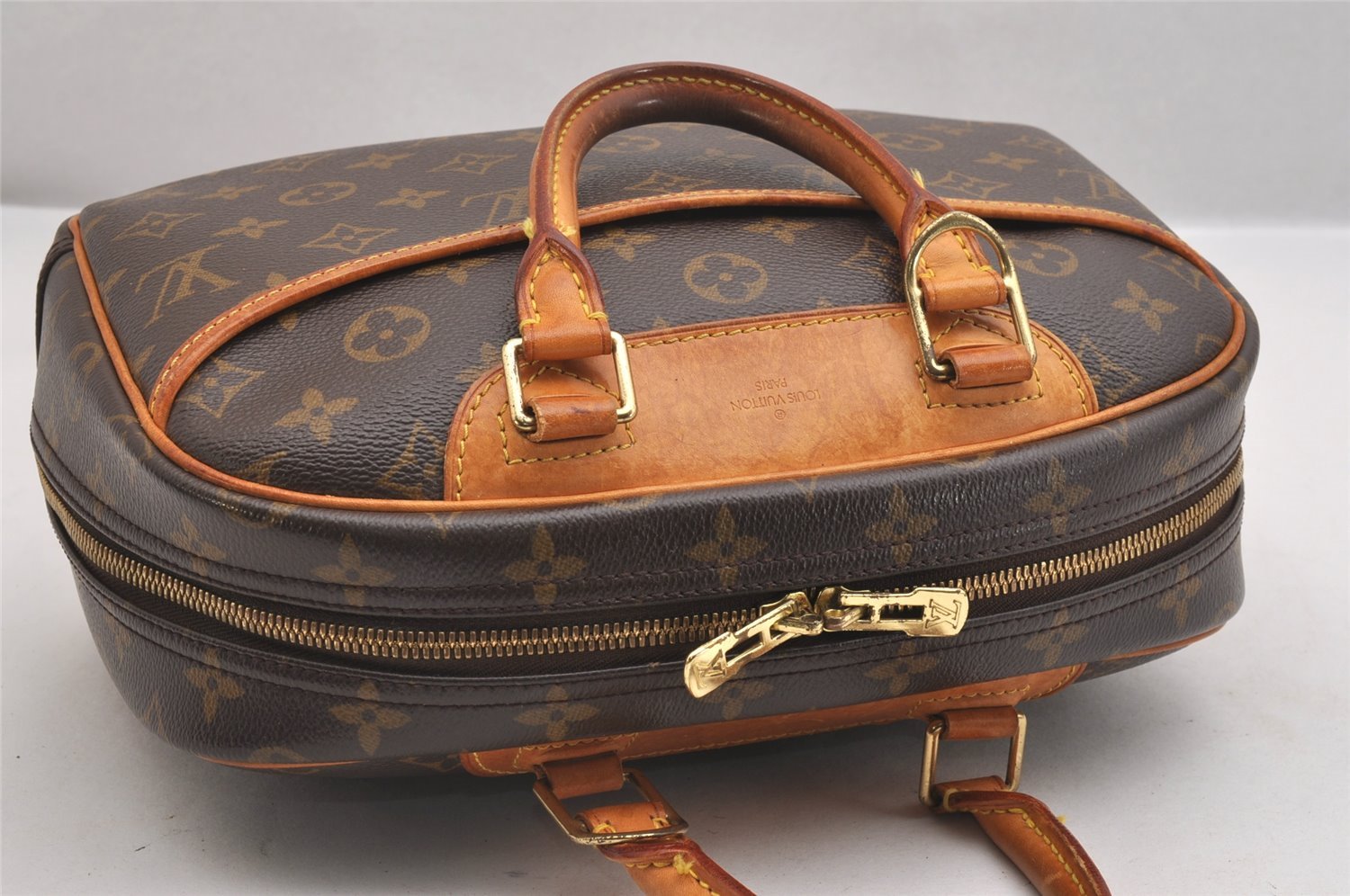 Authentic Louis Vuitton Monogram Trouville Hand Bag Purse M42228 LV 1718I