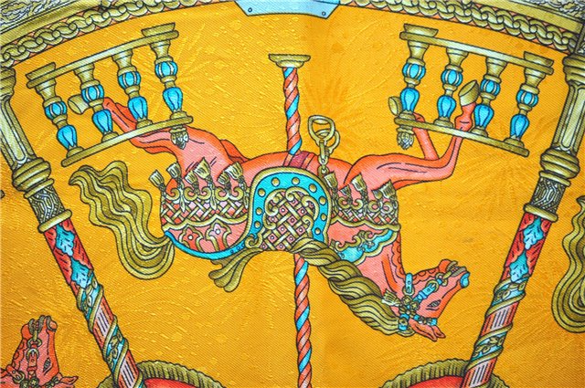 Authentic HERMES Carre 90 Scarf 