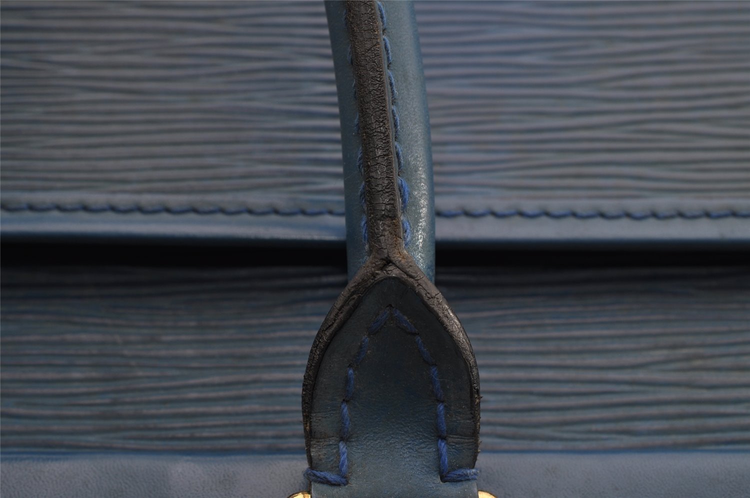 Authentic Louis Vuitton Epi Riviera Hand Bag Blue M48185 LV 1738I