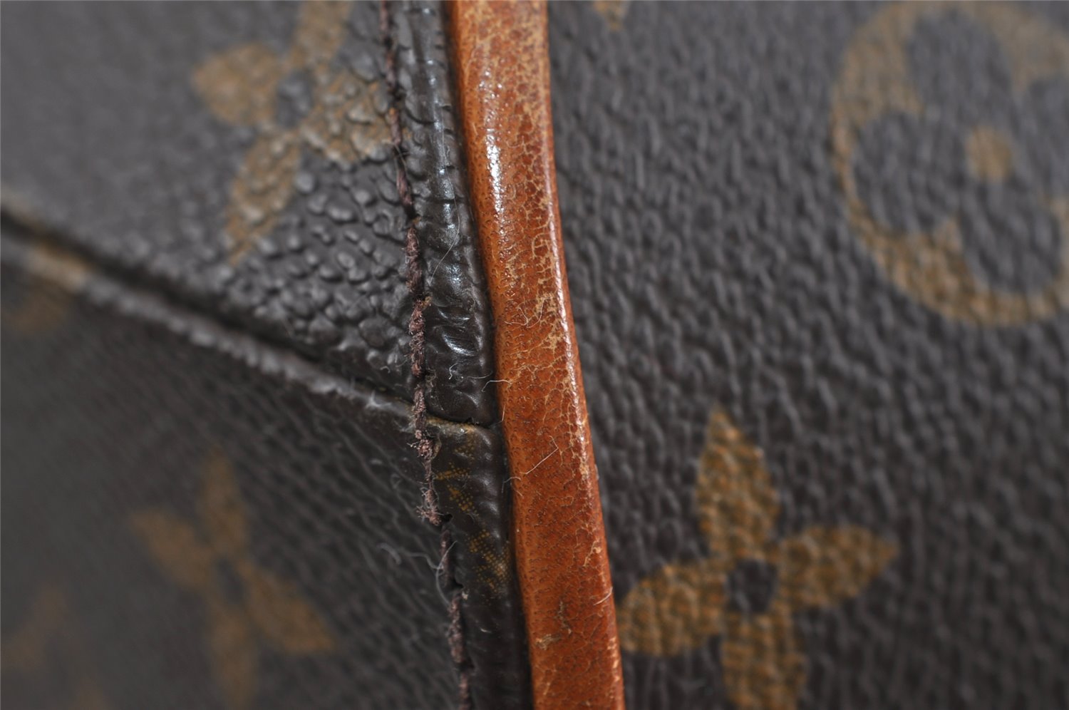 Authentic Louis Vuitton Monogram Ellipse MM Hand Bag M51126 LV 1739I