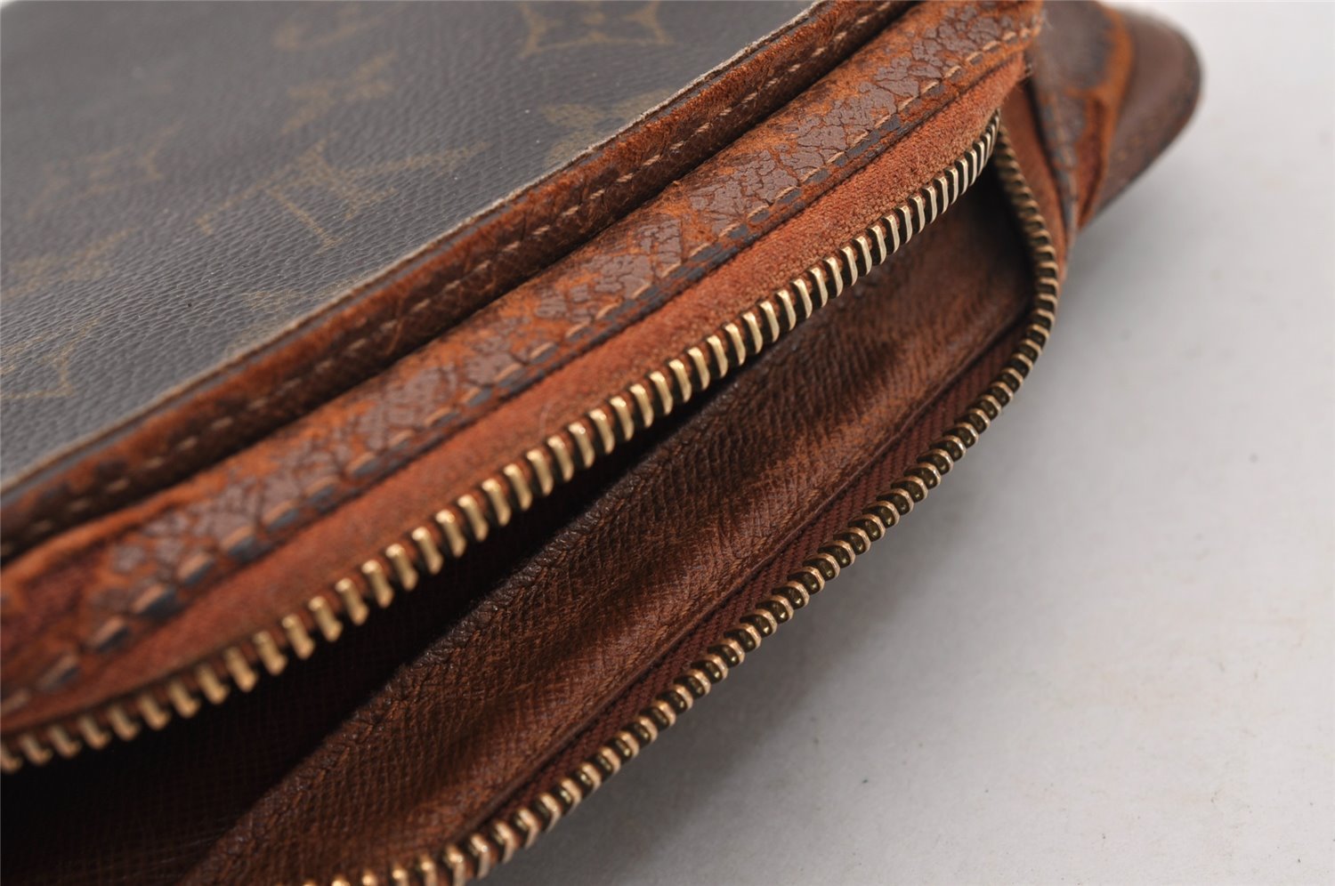 Authentic Louis Vuitton Monogram Orsay Clutch Hand Bag Purse M51790 Junk 1742I