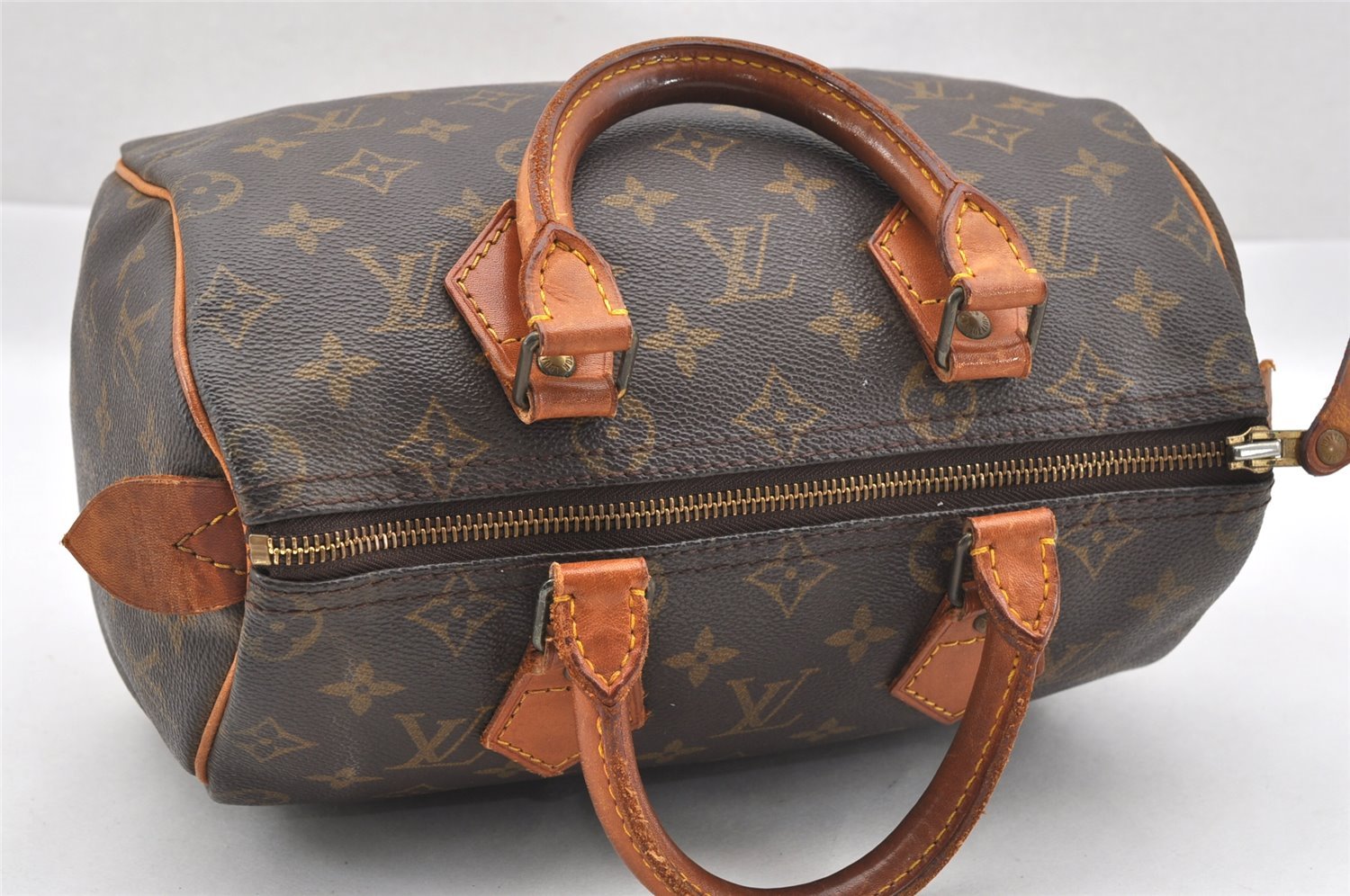 Authentic Louis Vuitton Monogram Speedy 25 Boston Hand Bag M41528 LV 1745I